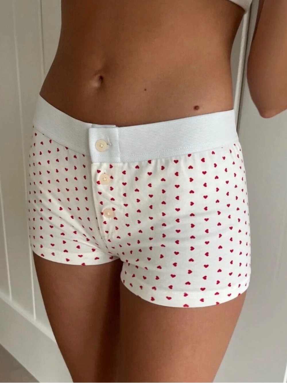 Brandy Melville White Cotton Shortie with Small Red Heart Print